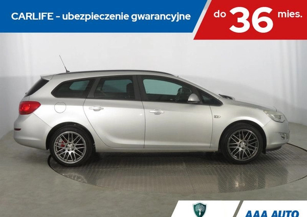 Opel Astra cena 25000 przebieg: 218616, rok produkcji 2011 z Resko małe 154